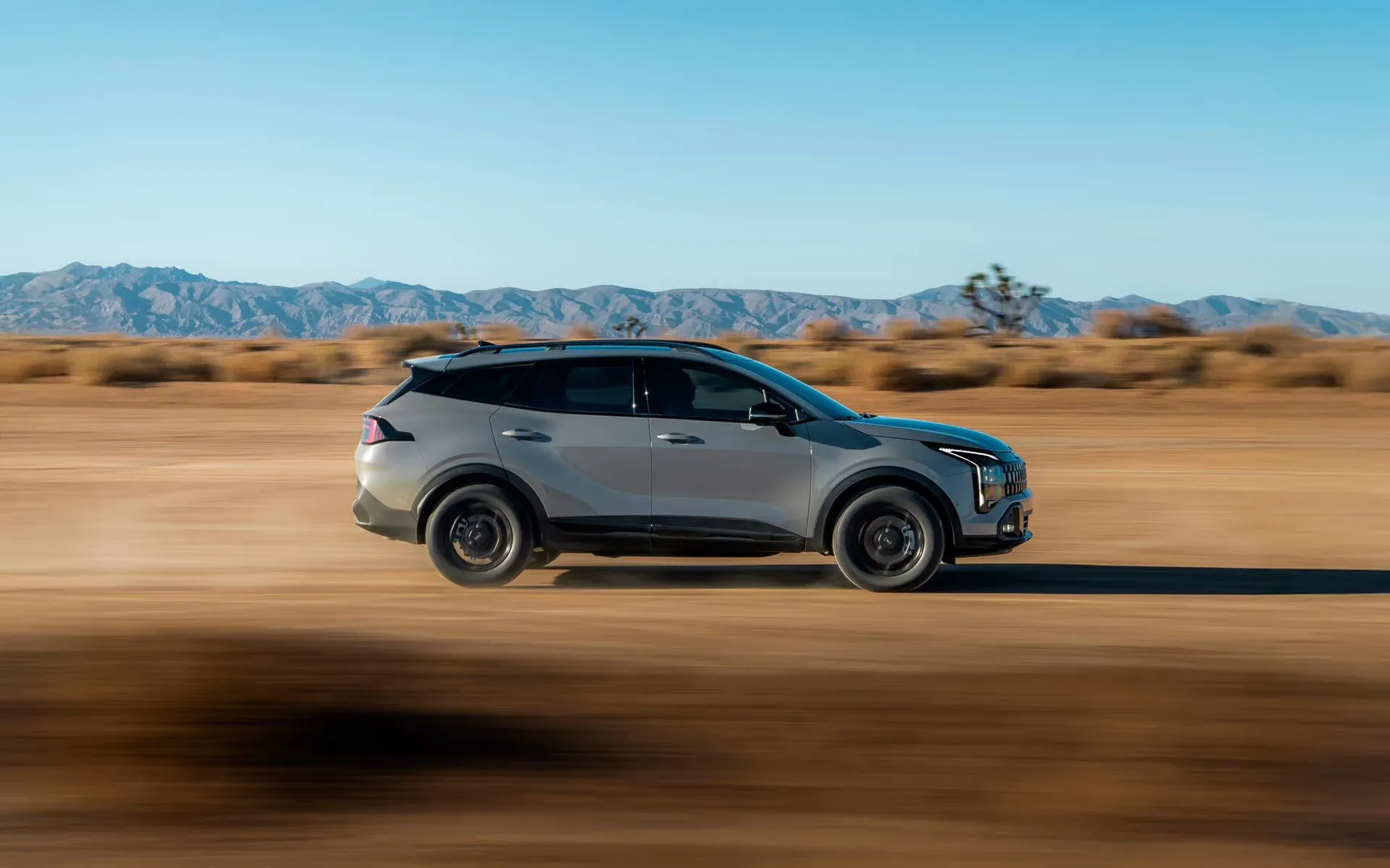 Robusta e intrépida. Así es la innovadora apariencia de la nueva Sportage Híbrida.